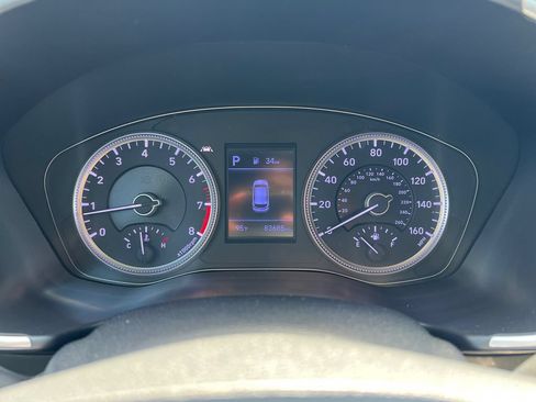 Used 2019 Hyundai Santa Fe SE AWD/4WD image 19