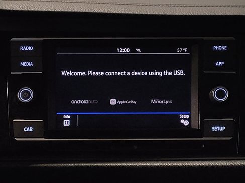 Used 2019 Volkswagen Jetta SE w/ Cold Weather Package image 25