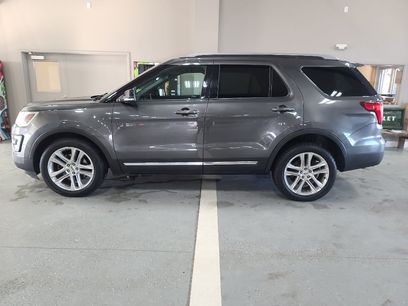 Used 2016 Ford Explorer XLT w/ Equipment Group 202A