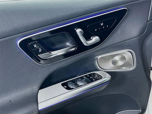 New 2026 Mercedes-Benz GLC 300 GLC 300 image 16