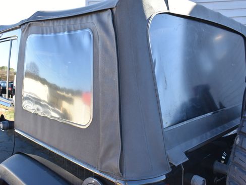 Used 2017 Jeep Wrangler Unlimited Sport w/ Quick Order Package 23S image 45