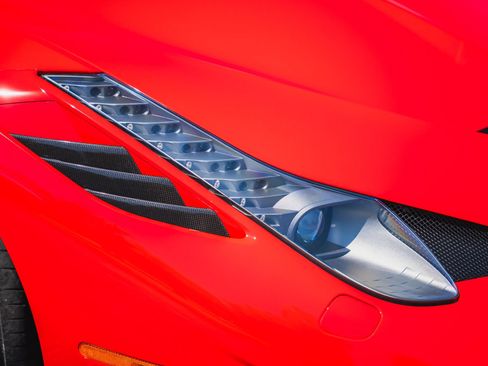 Used 2015 Ferrari 458 Speciale Coupe RWD image 23