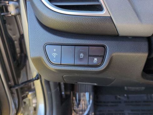 Used 2024 Kia Seltos LX image 33