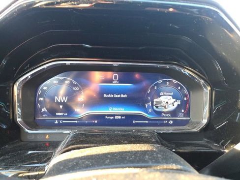 Used 2024 Chevrolet Silverado 2500 High Country w/ High Country Premium Package image 4