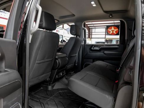 Used 2024 Chevrolet Silverado 3500 LT w/ Convenience Package AWD/4WD image 40