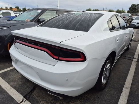 Used 2021 Dodge Charger SXT RWD image 7