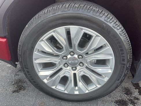 Used 2021 GMC Sierra 1500 Denali w/ Denali Ultimate Package image 11