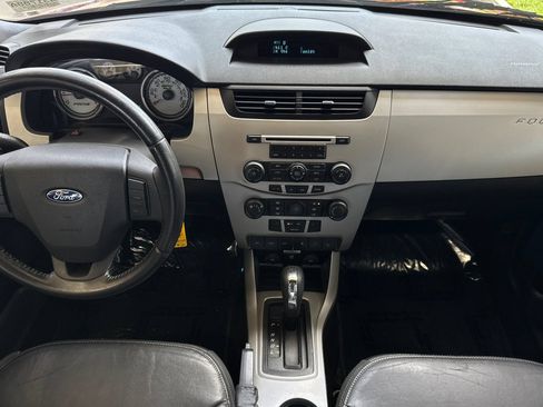 Used 2010 Ford Focus SEL FWD image 13