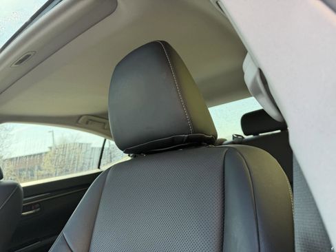 Used 2016 Lexus ES 350 w/ Premium Package w/Wood Trim image 12