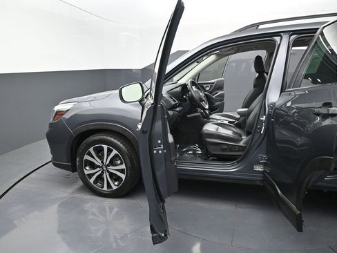 Used 2021 Subaru Forester Limited AWD/4WD image 13