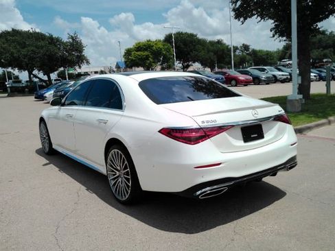 Used 2022 Mercedes-Benz S 500 4MATIC w/ AMG Line Package image 13