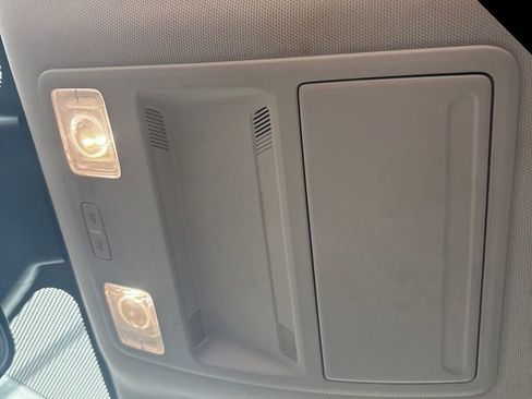 Used 2020 Ford Ranger XLT w/ FX4 Off-Road Package image 11