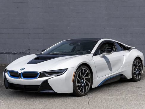 Used 2014 BMW i8 AWD/4WD image 2