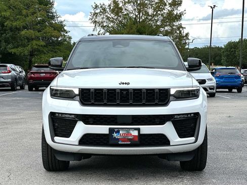 New 2026 Jeep Grand Cherokee L Summit w/ Obsidian Package AWD/4WD image 10