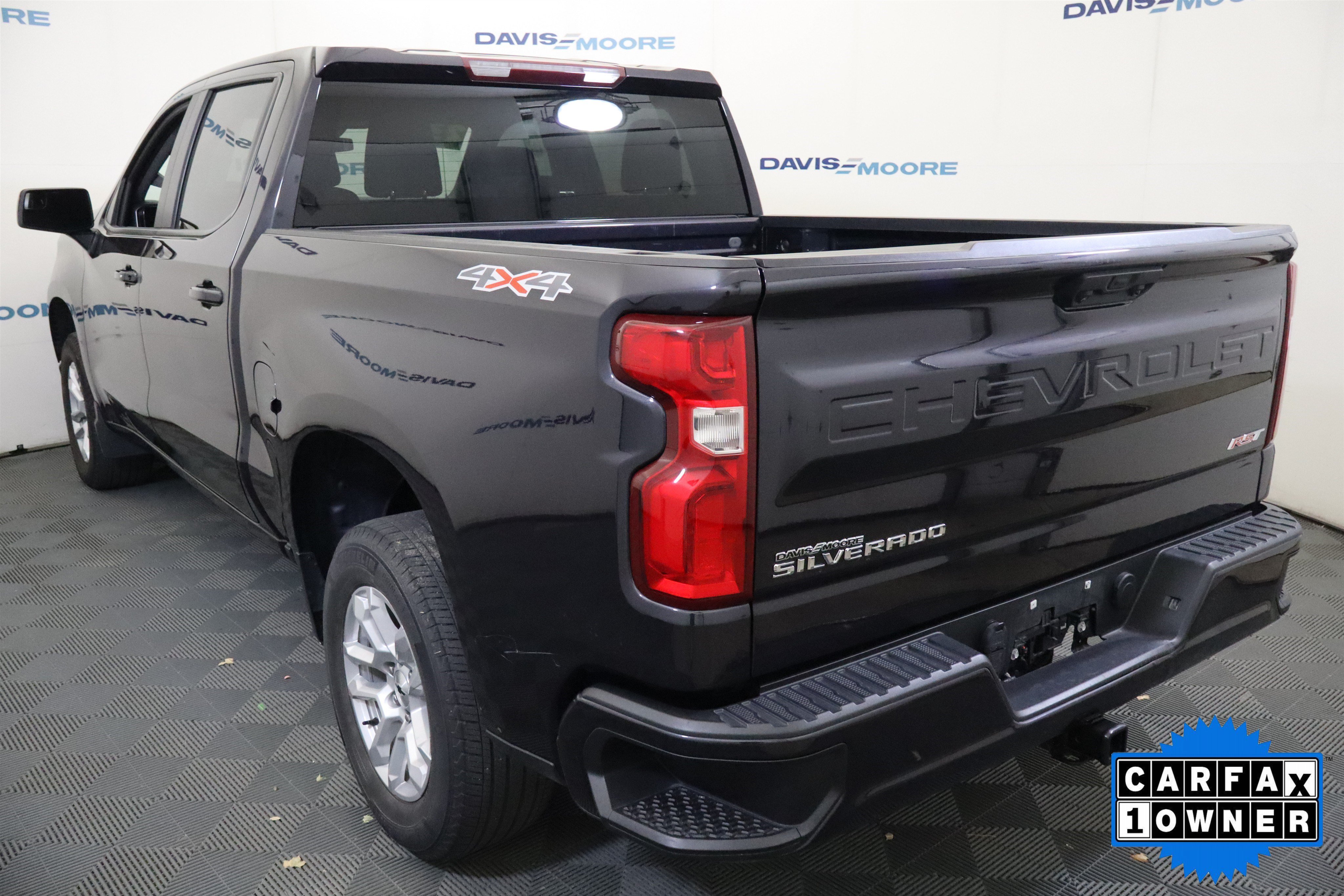 Used 2023 Chevrolet Silverado 1500 RST AWD/4WD image 10