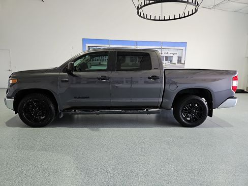 Used 2018 Toyota Tundra SR5 w/ SR5 Upgrade Package RWD image 5
