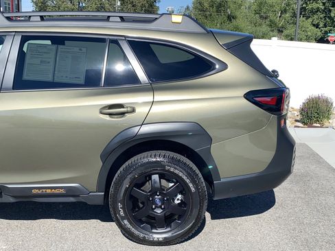 Certified 2025 Subaru Outback Wilderness AWD/4WD image 4