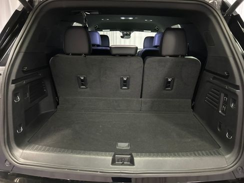 Used 2024 Chevrolet Traverse RS image 24