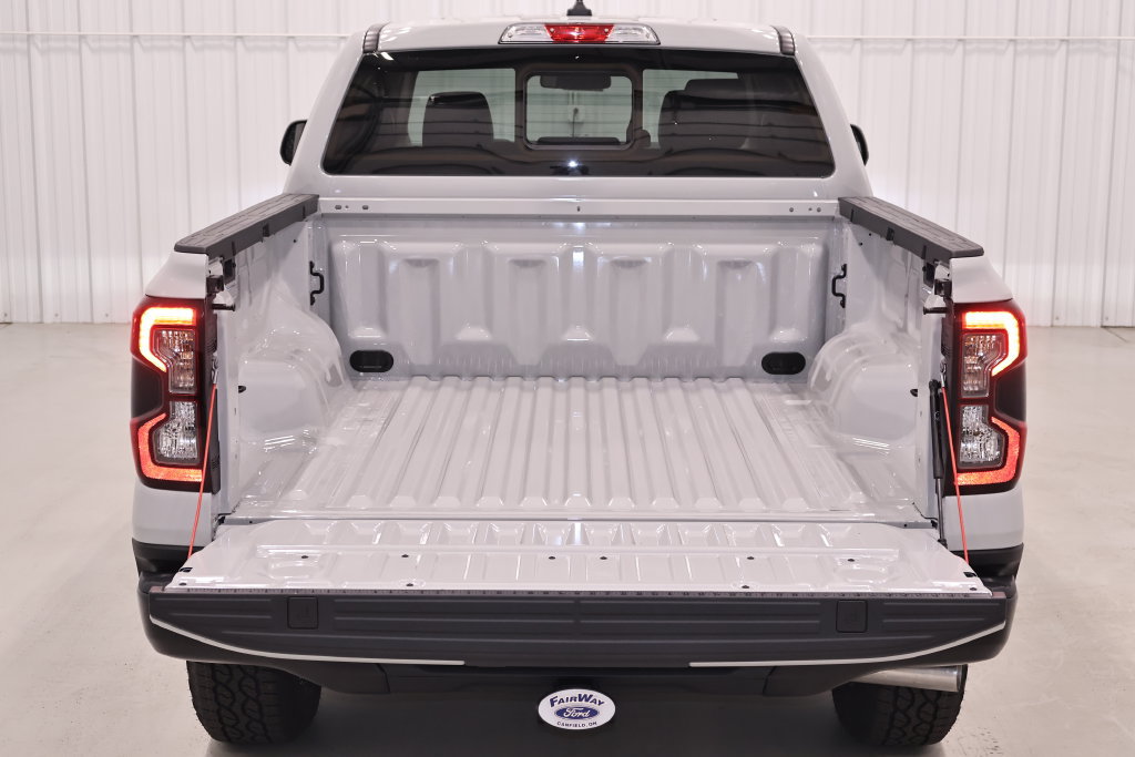 New 2026 Ford Ranger Lariat w/ Black Appearance Package AWD/4WD image 36