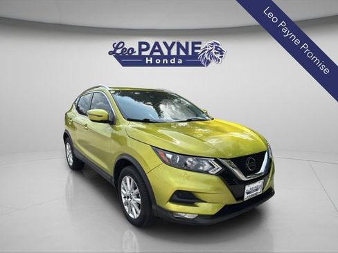 Used 2020 Nissan Rogue Sport SV w/ All-Weather Package AWD/4WD image 1