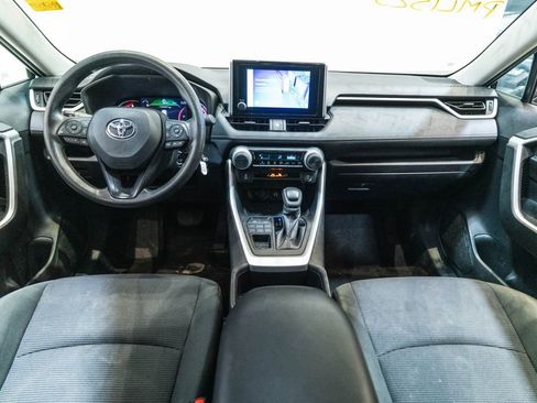 Used 2024 Toyota RAV4 LE image 12