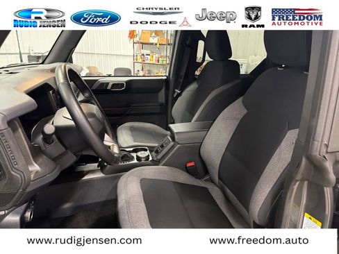 Used 2025 Ford Bronco Big Bend image 11