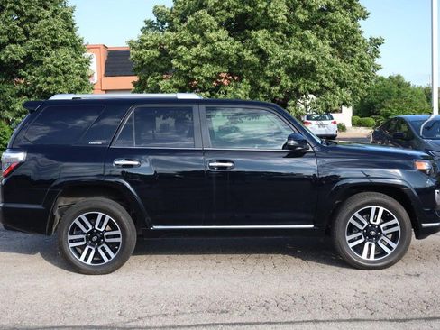 Used 2019 Toyota 4Runner Limited AWD/4WD image 5