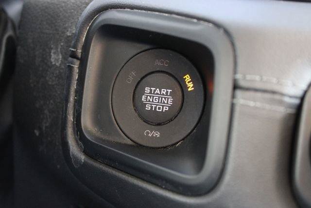 Used 2024 Jeep Wrangler Unlimited Sahara AWD/4WD image 29