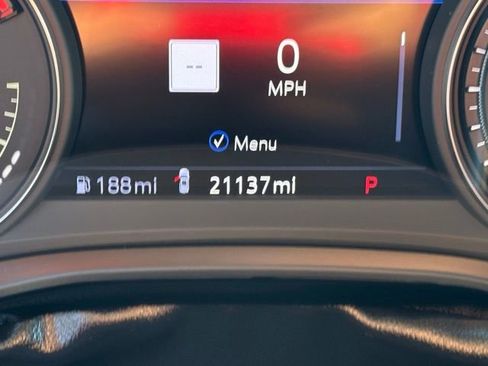 Used 2024 Cadillac XT6 Premium Luxury w/ Technology Package image 11