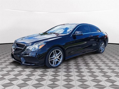 Used 2016 Mercedes-Benz E 400 4MATIC Coupe image 3