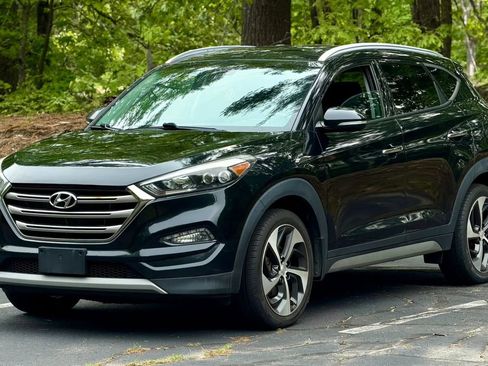 Used 2017 Hyundai Tucson Limited AWD/4WD image 5