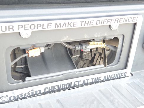 Used 2021 Chevrolet Colorado ZR2 w/ ZR2 Midnight Special Edition image 15