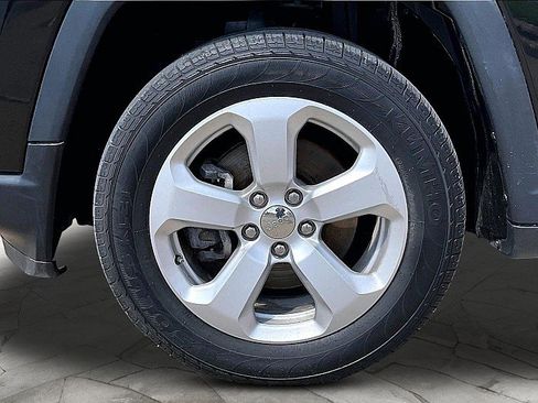Used 2019 Jeep Compass Latitude w/ Popular Equipment Group AWD/4WD image 26