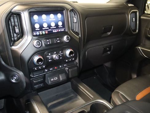 Used 2022 GMC Sierra 1500 AT4 image 53