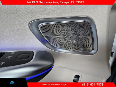 Used 2022 Mercedes-Benz C 300 Sedan w/ Exclusive Trim Package image 33