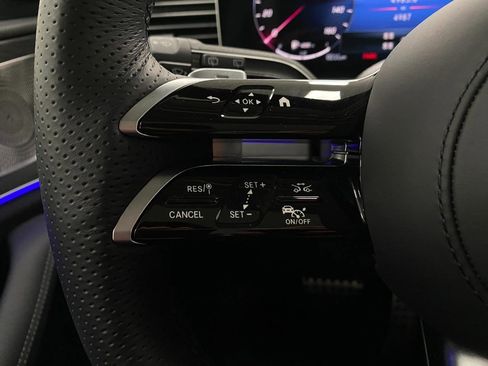 Certified 2025 Mercedes-Benz GLS 450 4MATIC image 16