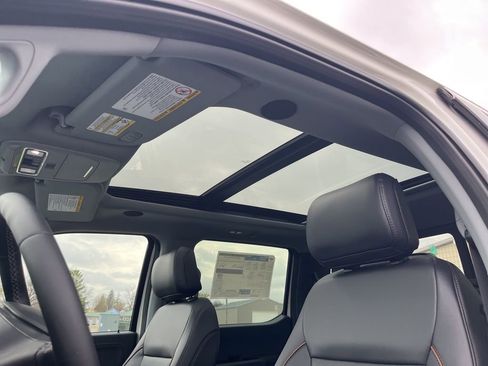 New 2026 Ford F350 Lariat w/ Black Appearance Package AWD/4WD image 11