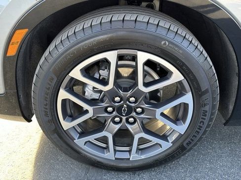 Certified 2025 Chevrolet Blazer RS image 33