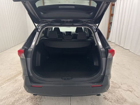 Used 2025 Toyota RAV4 XLE image 6