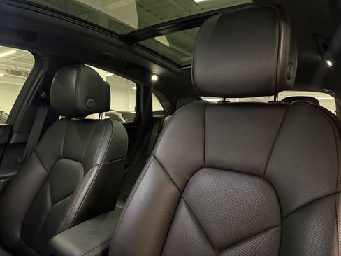 Certified 2026 Porsche Macan w/ Premium Package Plus AWD/4WD image 25