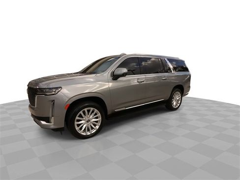 Used 2023 Cadillac Escalade ESV Luxury image 7