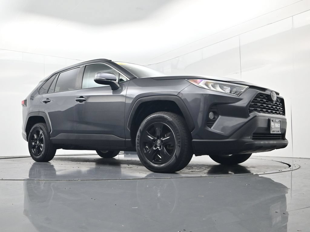 Used 2021 Toyota RAV4 XLE AWD/4WD image 34