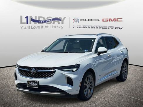 Certified 2022 Buick Envision Avenir w/ Technology Package II AWD/4WD image 5