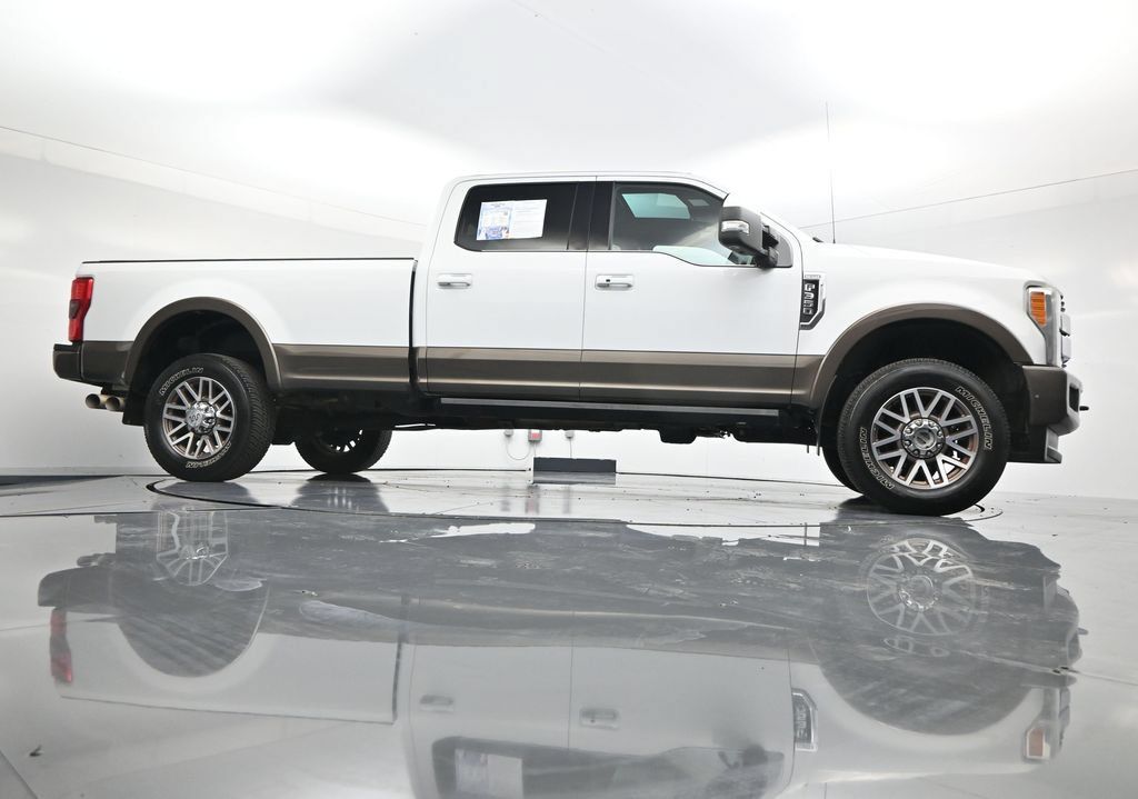 Used 2017 Ford F350 King Ranch w/ King Ranch Ultimate Package AWD/4WD image 46