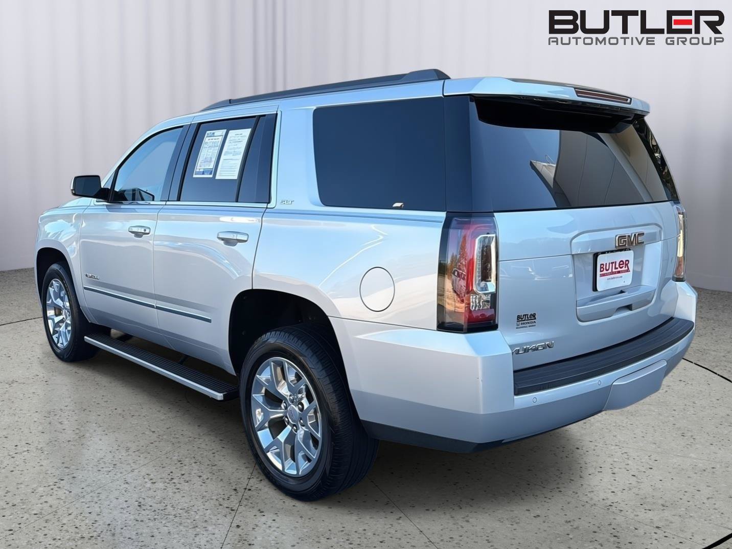 Used 2017 GMC Yukon SLT RWD image 4