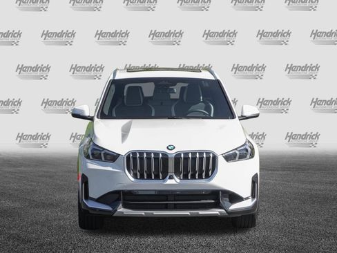 Used 2026 BMW X1 xDrive28i w/ Technology Package AWD/4WD image 3