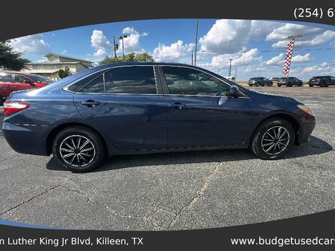 Used 2016 Toyota Camry LE w/ Moonroof Package FWD image 6