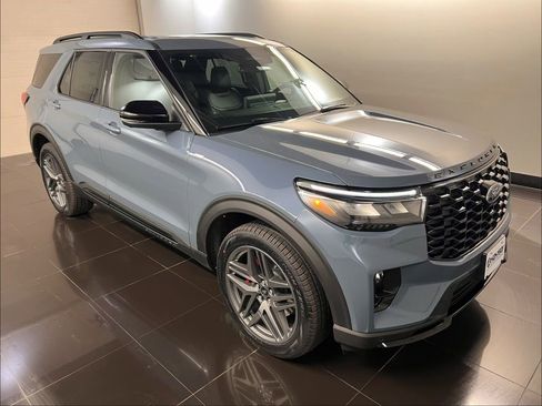 New 2026 Ford Explorer ST-Line image 1