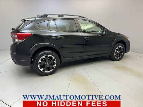 Used 2022 Subaru Crosstrek 2.0i Premium image 5
