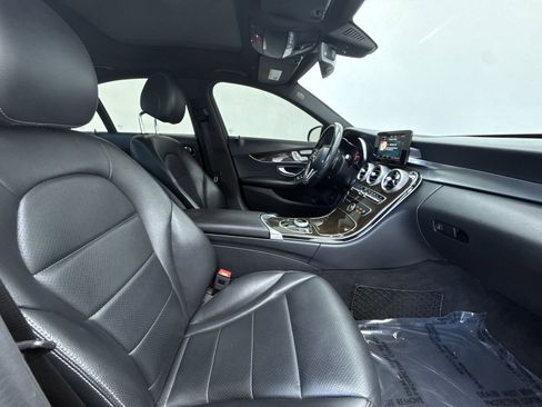 Used 2019 Mercedes-Benz C 300 4MATIC Sedan w/ Premium Package image 14